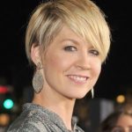 short bob hairstyles for 40 year olds